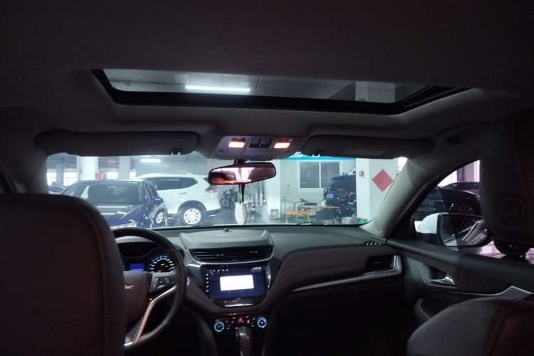 Used Chevrolet Malibu 2018 530T Automatic Fashion Edition Headliner