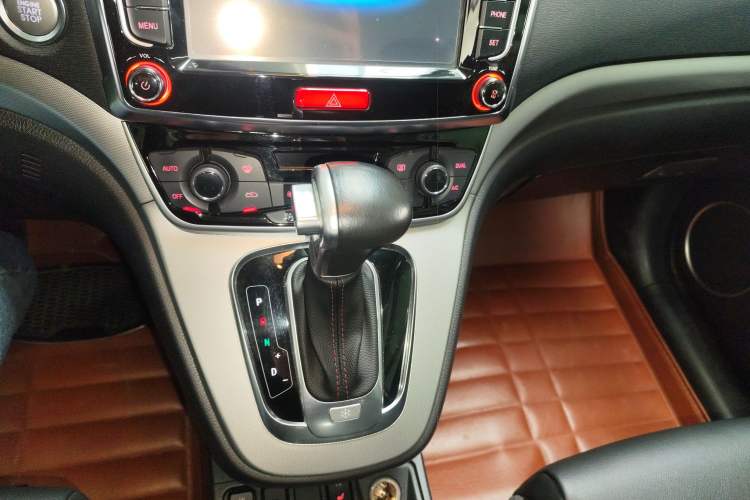 Used Haval H6 2015 Sport Edition 1.5T Automatic Two-Wheel Drive Luxury Model