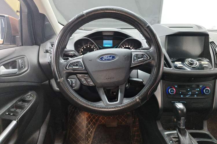 Used Ford Kuga 2017 EcoBoost 180 Two-Wheel-Drive Tiger Leap Model Steering Wheel