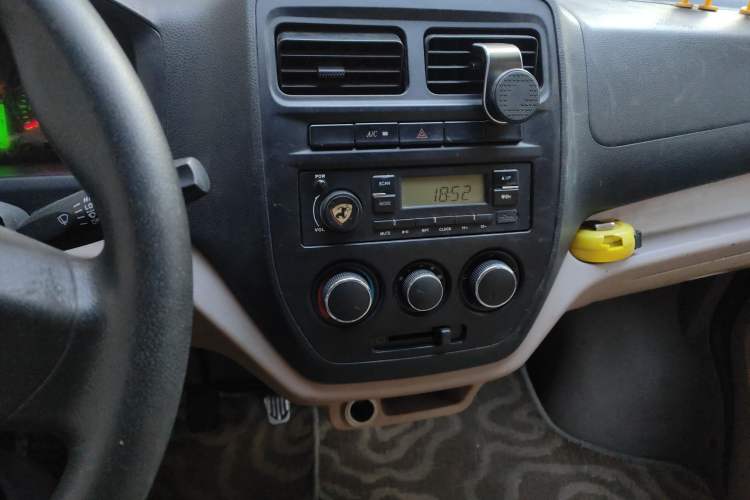 Used Foton Scenic V5 2015 1.2L Standard G12 Audio And AC Panel