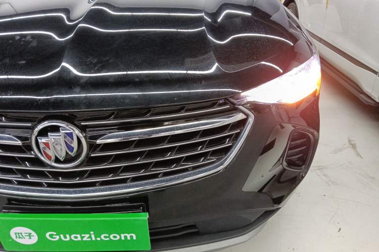 Used Buick Envision 2023 Encore S 552T Two-Wheel Drive Luxury Model
