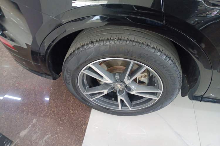 Used Audi Q5L 2020 Updated 40 TFSI Prestige Fashion Edition Right Rear Wheel Hub