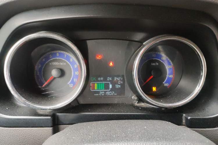 Used New Gonow Shuailing 2022 Standard Range with 41.64 kWh Lishen Power
