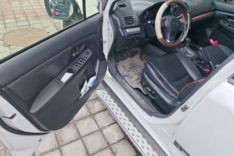 Used Subaru XV 2014 2.0i Luxury Navigation Edition