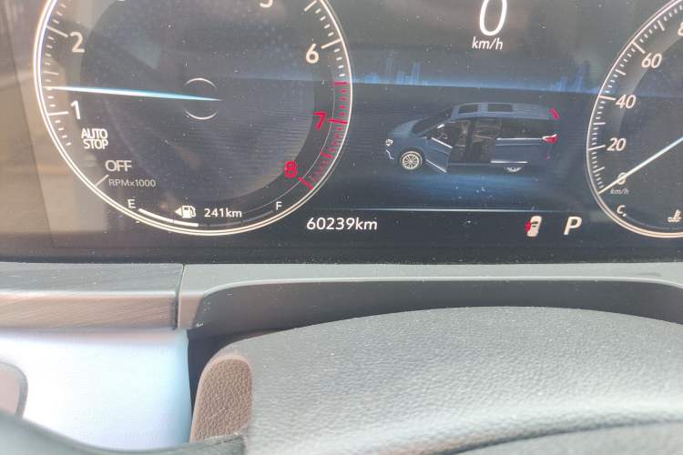 Used Buick GL8 2021 ES Landtrek 653T Comfort Edition
