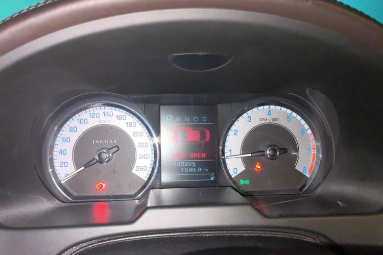 Used Jaguar XF 2009 XF 3.0L V6 Luxury Edition Instrument Cluster