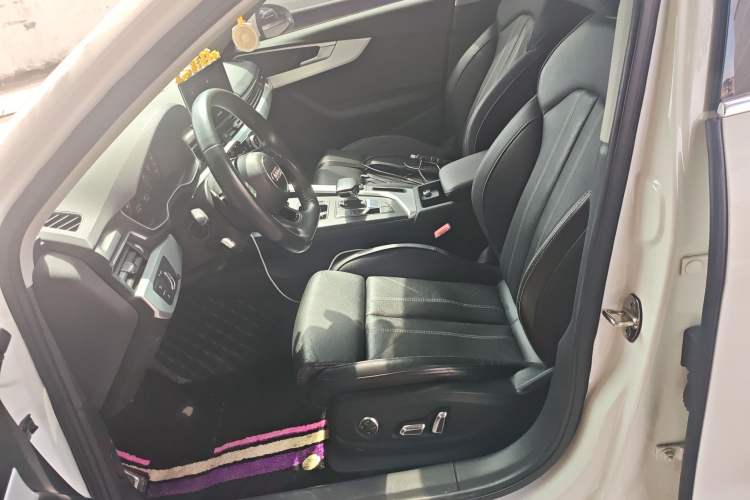 Used Audi A4L 2020 40 TFSI Luxury Dynamic Model