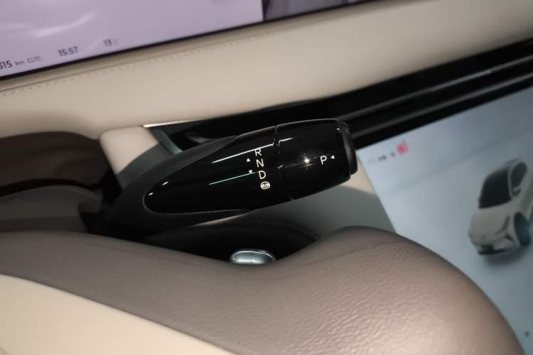 Used IM LS7 2023 90 kWh Elite Rear-Drive Version