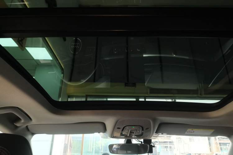 Used Audi A4L 2024 40 TFSI Fashion Dynamic Model
