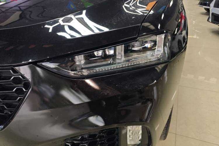 Used Wey VV7 2017 2.0T Flagship Model Left Front Headlight