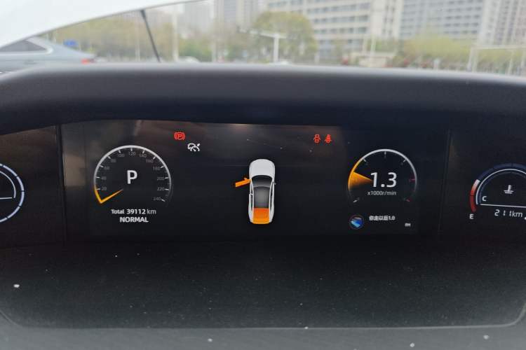 Used CHANGAN UNI-V 2023 1.5T Prestige Model
