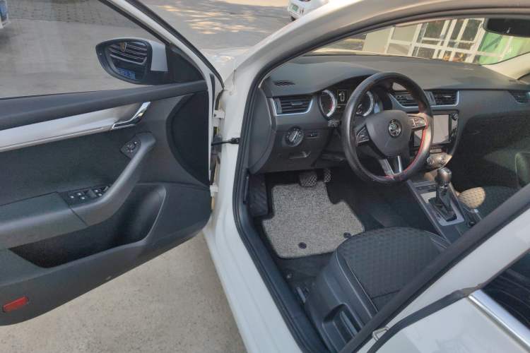 Used Skoda Octavia 2019 1.5L Automatic Luxury Edition
