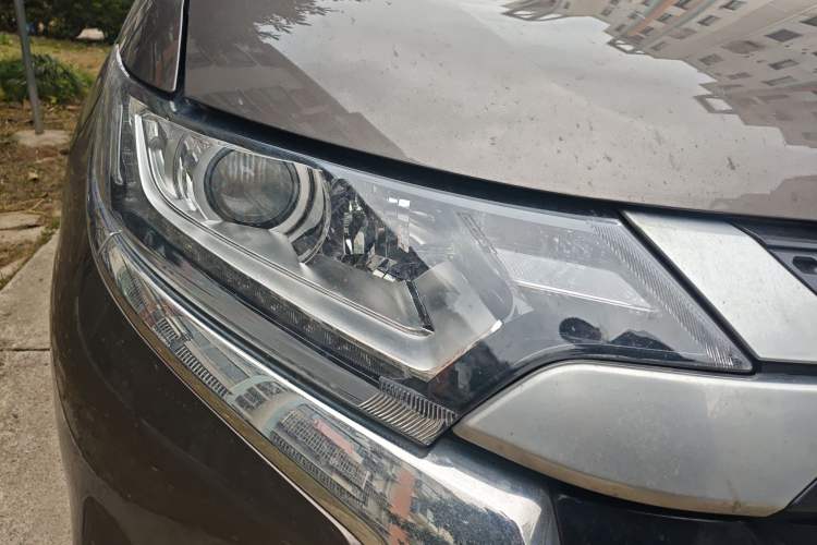 Used Mitsubishi Outlander 2019 2.0L Two-Wheel Drive Comfort Edition 5 Seats China VI Standard