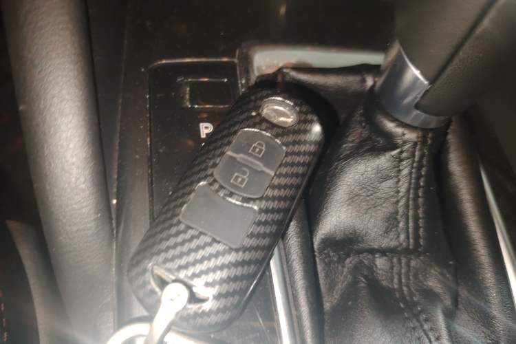 Used Mazda CX-5 2015 2.5L Automatic 4x4 Prestige Edition
