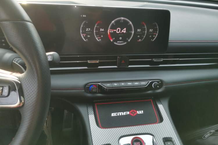 Used GAC Trumpchi EMPOW 2021 270T DCT J16 Version Audio And AC Panel