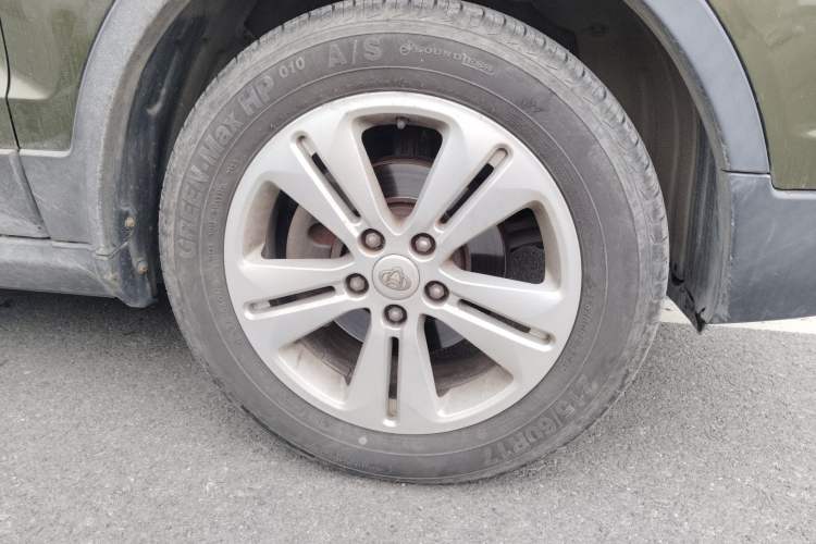 Used CHANGAN OSHAN CX70 2016 1.6L Manual Luxury Model Exterior 4