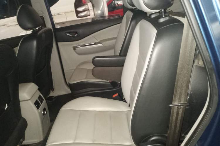 Used FORTHING S500 2016 1.6L Manual Luxury Edition
