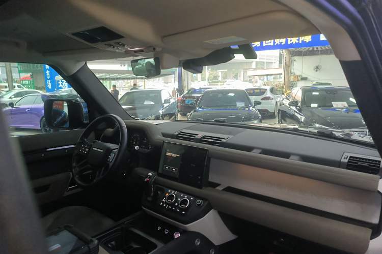 Used Land Rover Defender 2023 90 3.0T P400 XS