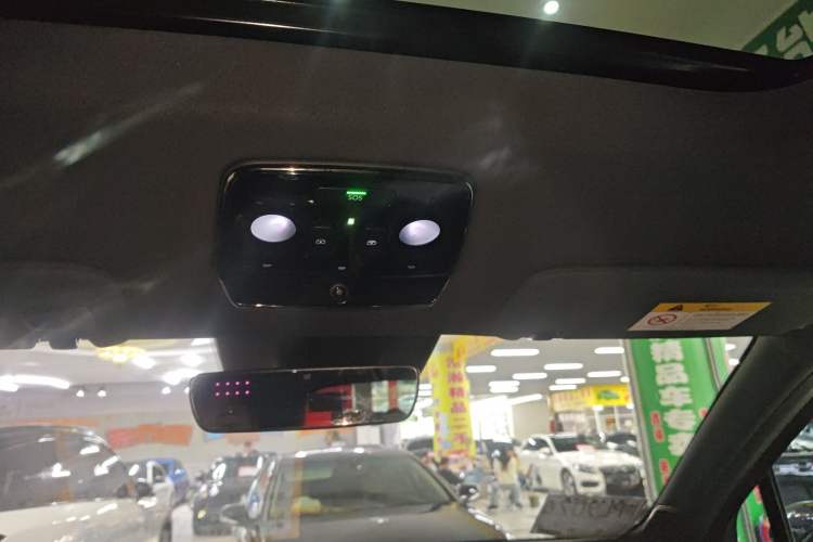 Used Nio ES8 2020 415 km Range 6-Seater Version
