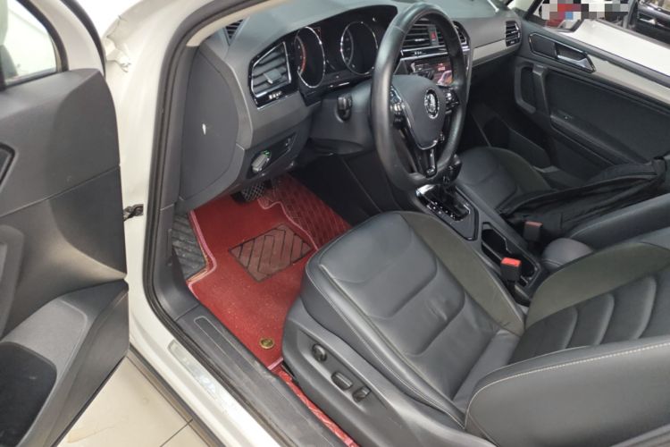 Used Volkswagen Tiguan L 2019 330TSI Automatic Two-Wheel Drive Panoramic Comfort Edition China VI Standard Driver Seat