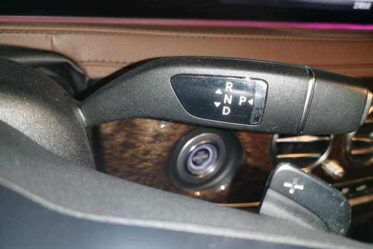 Used Mercedes-Benz S-Class 2019 S 320 L
