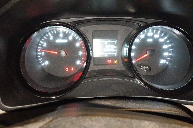 Used Wuling Zhengcheng 2021 1.5T Manual Comfort Version Instrument Cluster