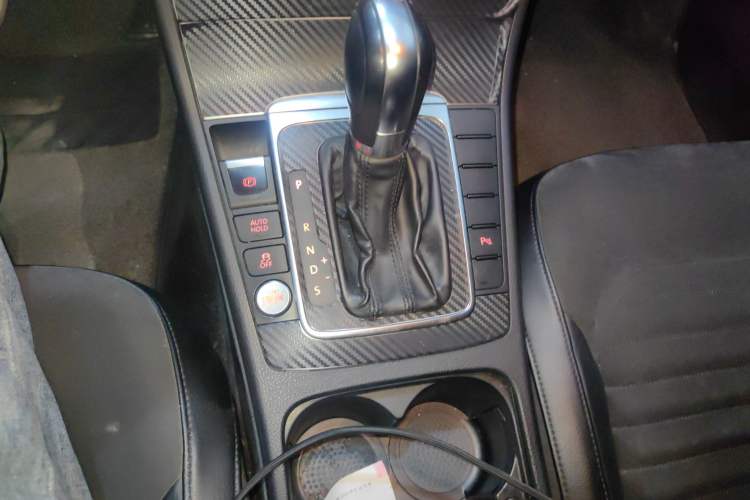 Used Volkswagen Magotan 2012 Travel Edition 2.0 TSI Comfort Version