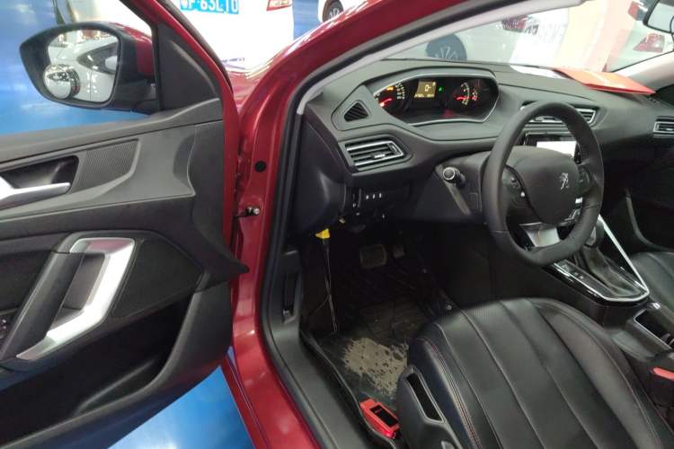 Used Peugeot 308 2018 1.6L Automatic Luxury Edition