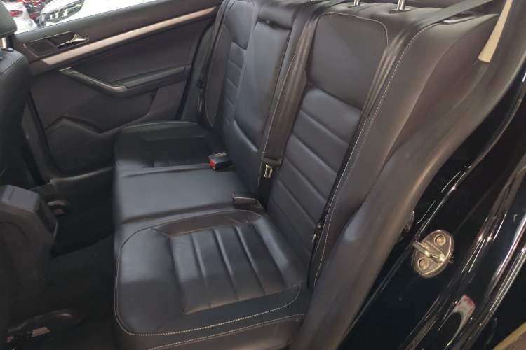 Used Volkswagen Lavida 2017 230TSI DSG Comfort Edition Left Rear Seat