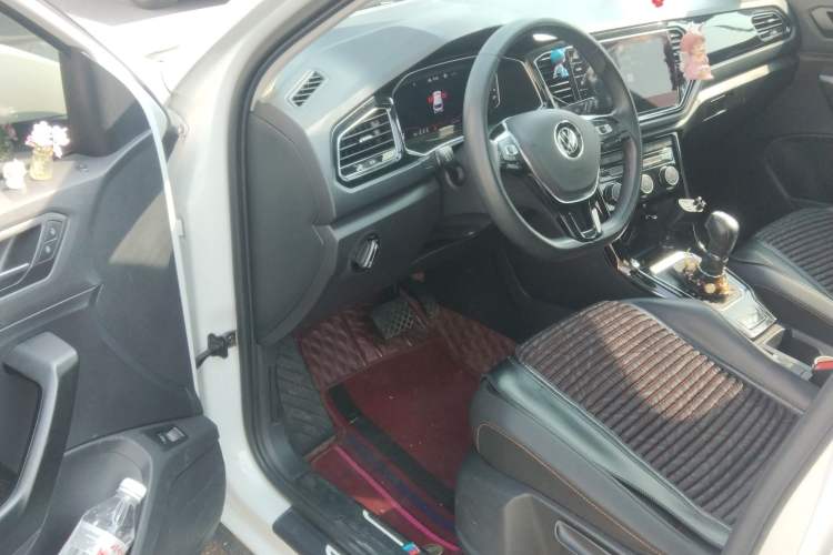 Used Volkswagen T-ROC 2022 280TSI DSG Two-Wheel Drive Elite PLUS
