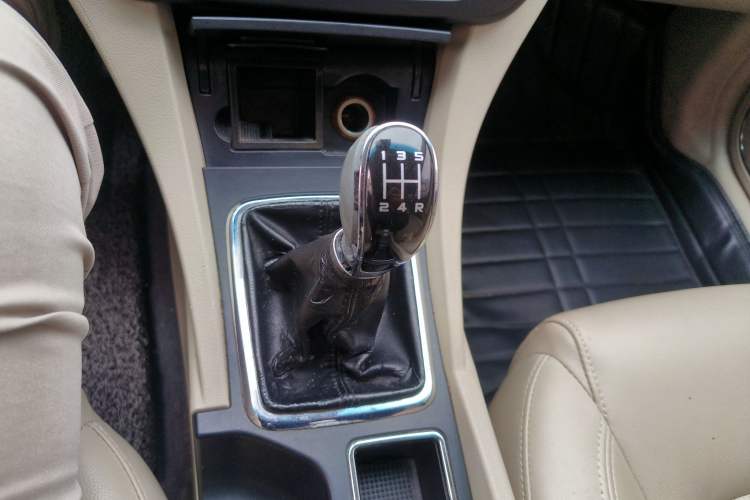 Used Geely Auto Emgrand 2017 Sedan Million Edition 1.5L Manual Luxury Model