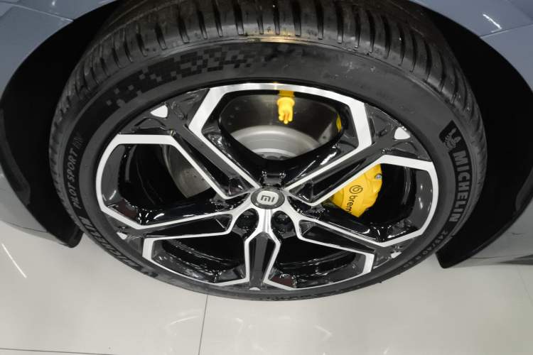 Used Xiaomi Auto SU7 2024 Four-Wheel Drive Ultra-Long Range Advanced Intelligent Driving Max Edition