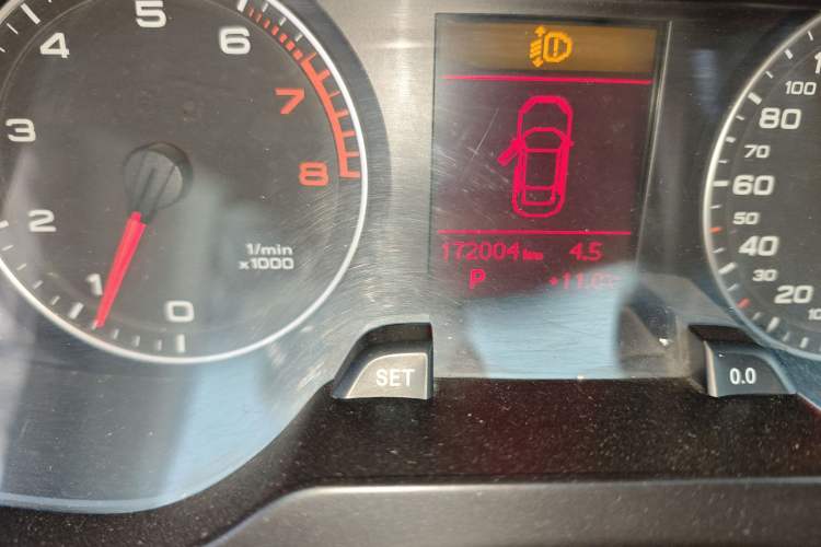 Used Audi A4L 2011 2.0 TFSI Comfort Model