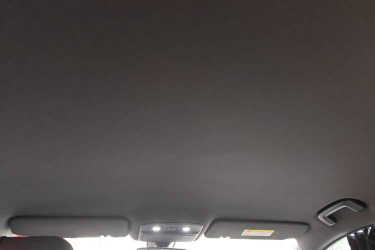 Used Wuling Xingguang S 2024 130km Flagship Version Headliner