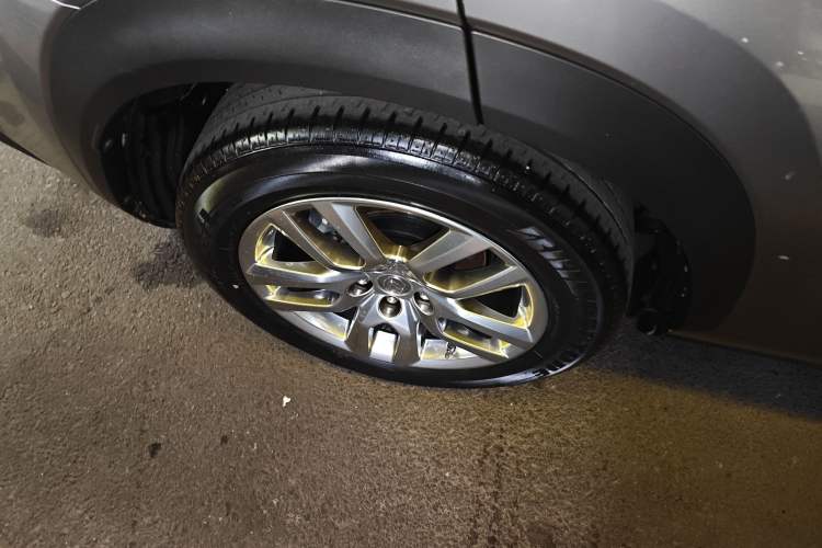 Used Lexus NX 2015 200T All-Wheel-Drive Fēngshàng Edition Right Rear Wheel Hub