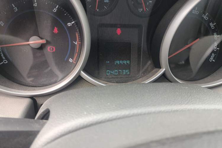 Used Chevrolet Cruze 2012 1.6L SL Grand Edition Manual Transmission
