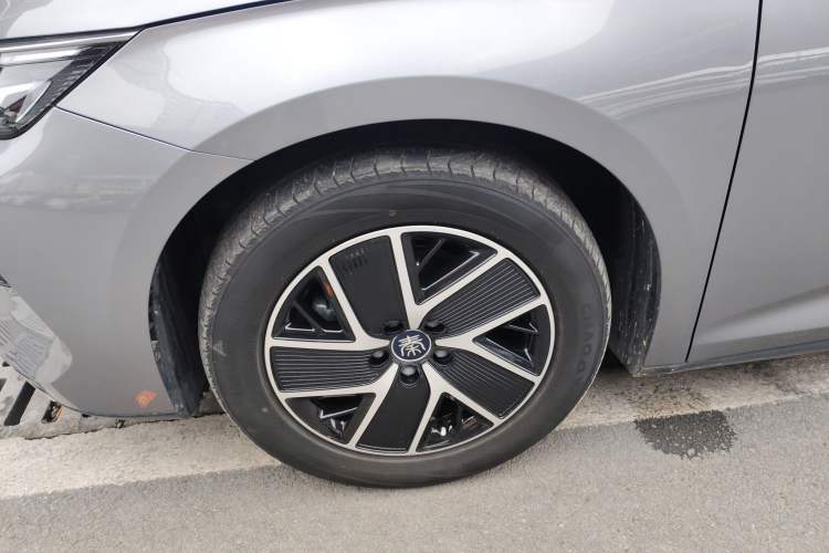 Used BYD Qin L 2024 DM-i 120KM Leading Model Exterior 4