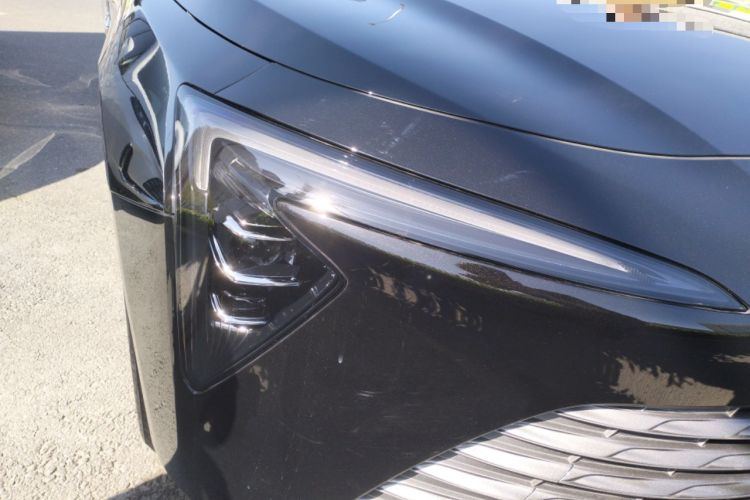 Used Buick LaCrosse 2024 28T Luxury Edition Right Front Headlight