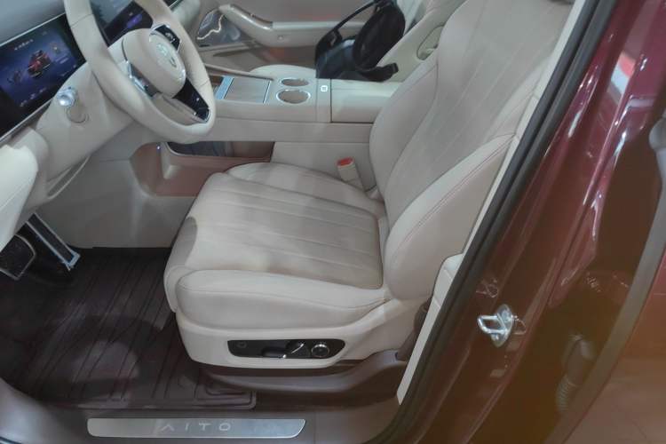 Used Hima AITO M7 2026 Model Range-Extending Max All-Wheel Drive 5-Seater Version