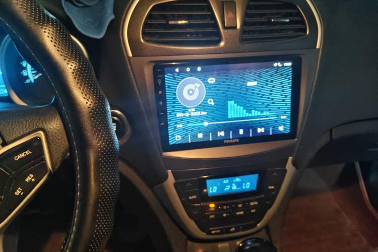 Used GAC Trumpchi GS5 2014 2.0L Automatic Two-Wheel Drive Anniversary Value Edition
