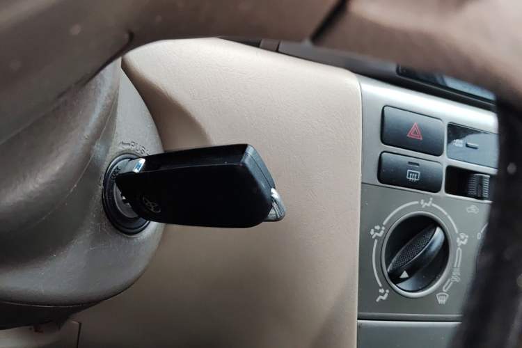 Used Toyota Corolla EX 2011 1.6L Automatic Classic Edition Vehicle Key