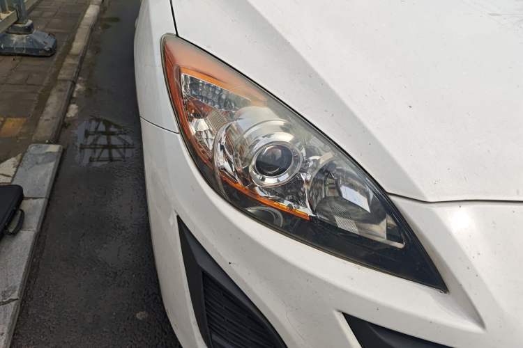 Used Mazda 3 2011 Sedan 1.6L Automatic Comfort Model
