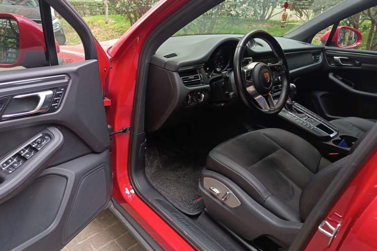 Used Porsche Macan 2018 Macan 2.0T
