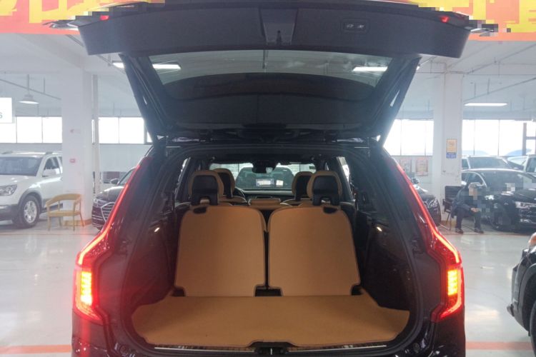 Used Volvo XC90 2018 T6 Zhiya Edition 7-seater Trunk