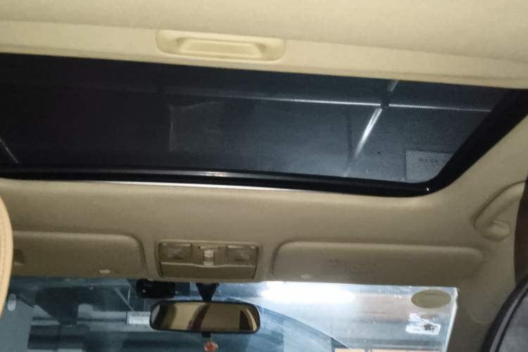 Used Hyundai Verna (older generation) 2010 Sedan 1.4L Automatic Fashionable GT Model
