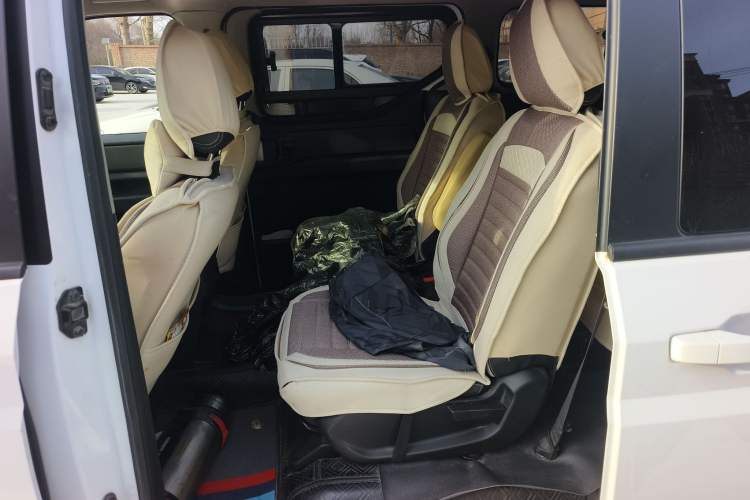 Used Wuling Zhengcheng 2021 1.5T Manual Luxury Version
