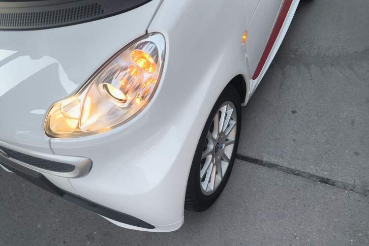 Used smart fortwo 2012 1.0 MHD Hardtop Comfort Edition Left Front Headlight