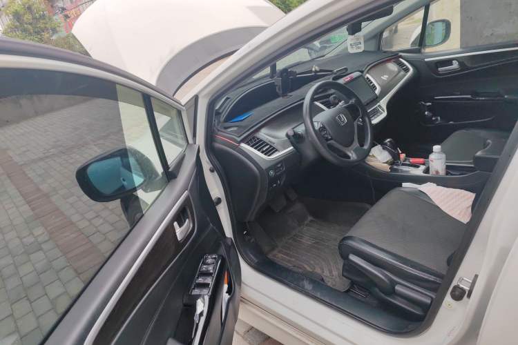 Used Honda Jade 2016 1.8L Automatic Comfort Elite Version 5 Seats
