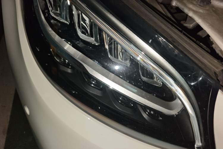 Used Mercedes-Benz C-Class 2020 Restyled C 260 L Sport Edition Right Front Headlight