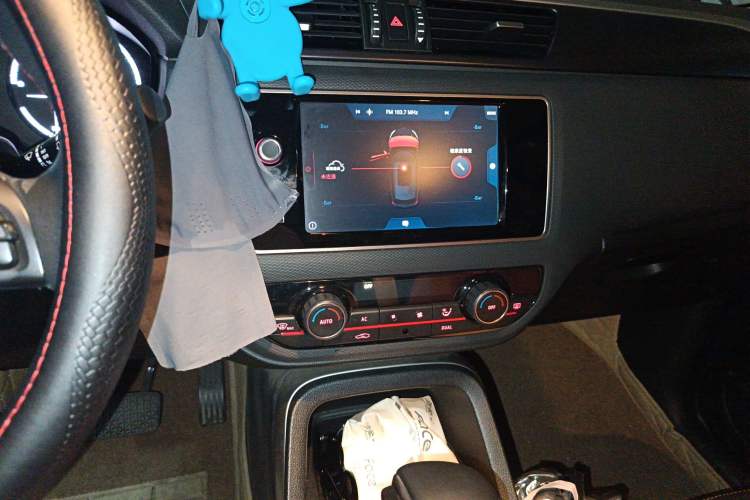 Used Qoros 5 2017 1.6T Automatic Prestige Model
